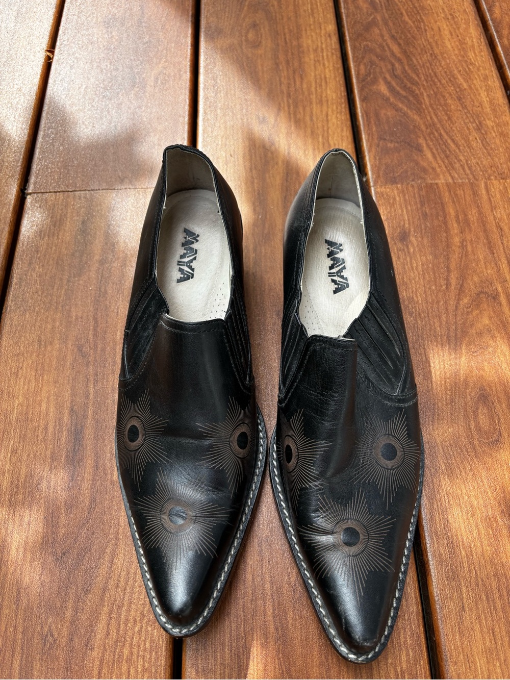 Women’s Black Slip-On Pointed Toe Dress Shoes